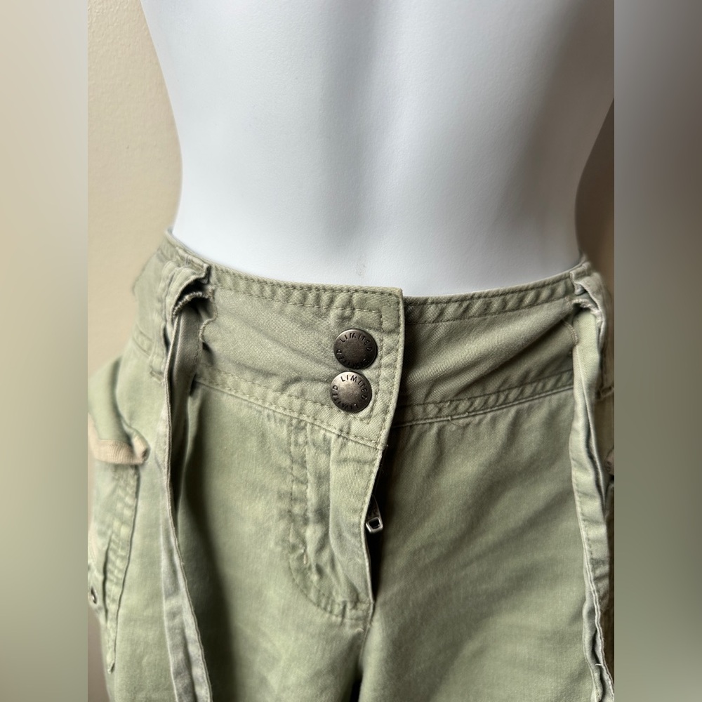 The Limited Vintage Y2K Drew Fit Low Rise Cargo Bermuda Shorts Sage Green S 10 - Picture 12 of 12